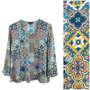Tolani | Silk Multi-Color Long Sleeve V-Neck Blouse Small Boho